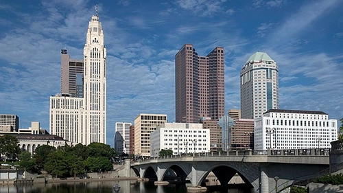 Columbus, OH city skyline